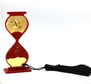 Γούρι 2026 Κλεψύδρα Κόκκινη-Χρυσή με Μαύρη Φούντα