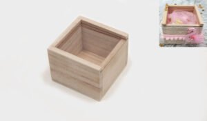 ΞΥΛΙΝΟ ΚΟΥΤΙ ΜΕ ΠΛΕΞΙΓΚΛΑΣ 6.5cm