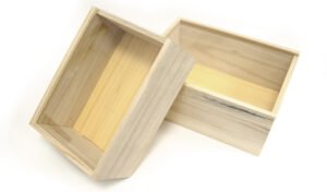 ΞΥΛΙΝΟ ΚΟΥΤΙ ΜΕ ΠΛΕΞΙΓΚΛΑΣ ΣΕΤ/2 23.5cm x 17.5cm